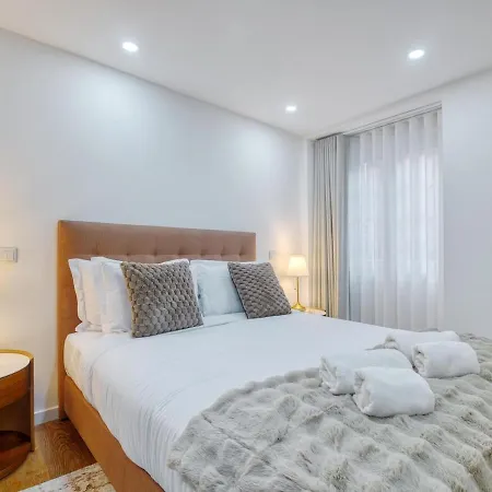 Portucale ! Alfama Sweet Retreat Апартаменти *